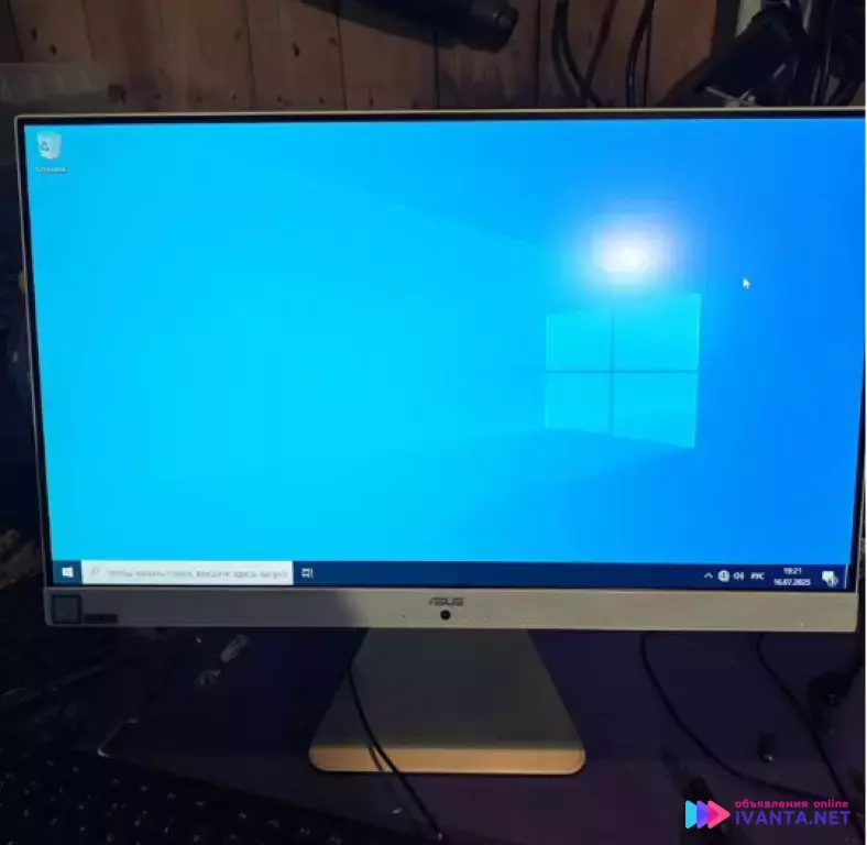 Продам моноблок asus