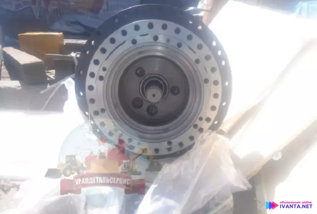 "Редуктор хода B0240-93045 для Kobelco "