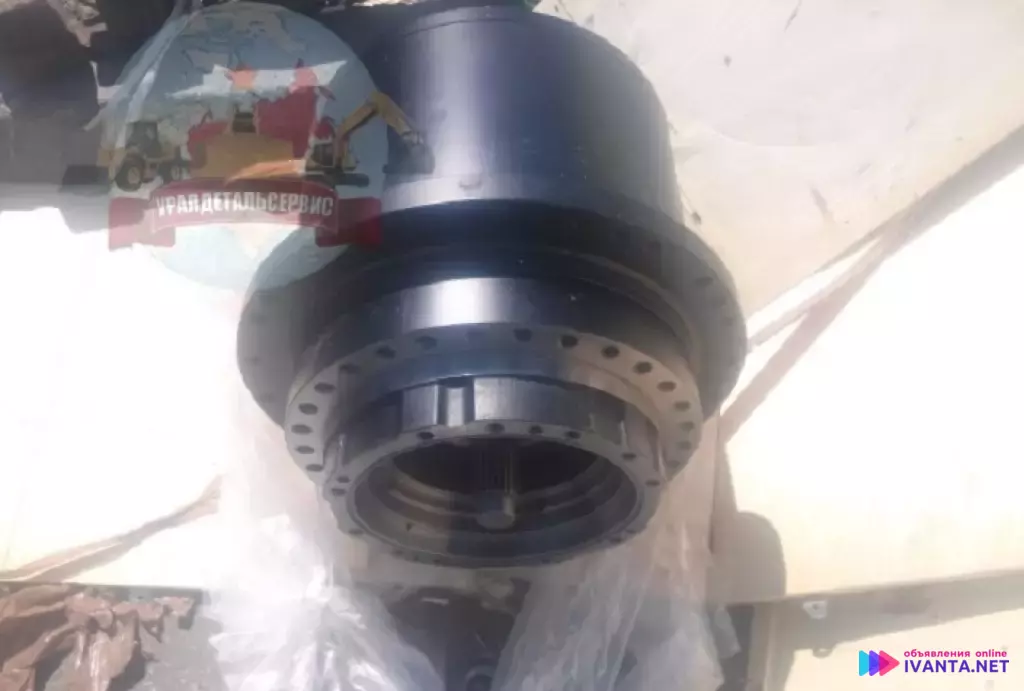 "Редуктор хода B0240-93045 для Kobelco "