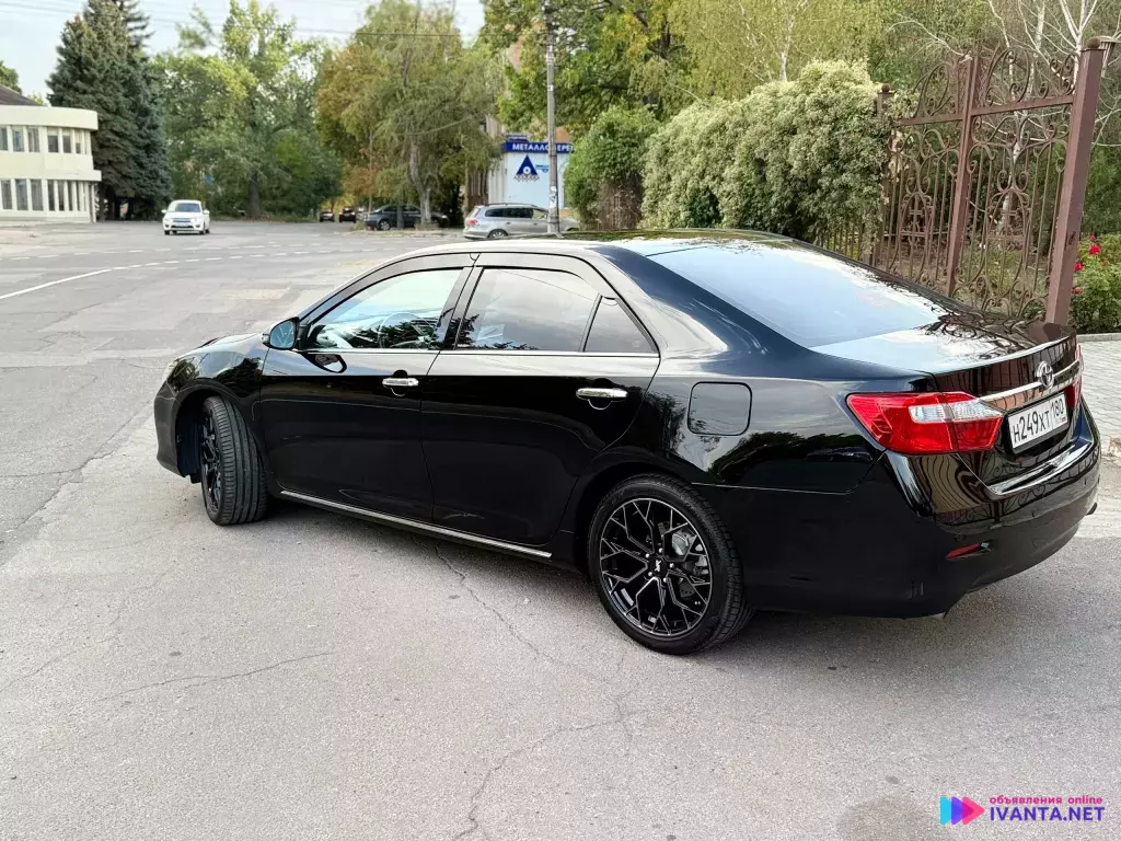 Продам свой личный автомобиль Toyota Camry XV 50