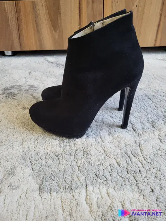 Ботинки 37 размер!