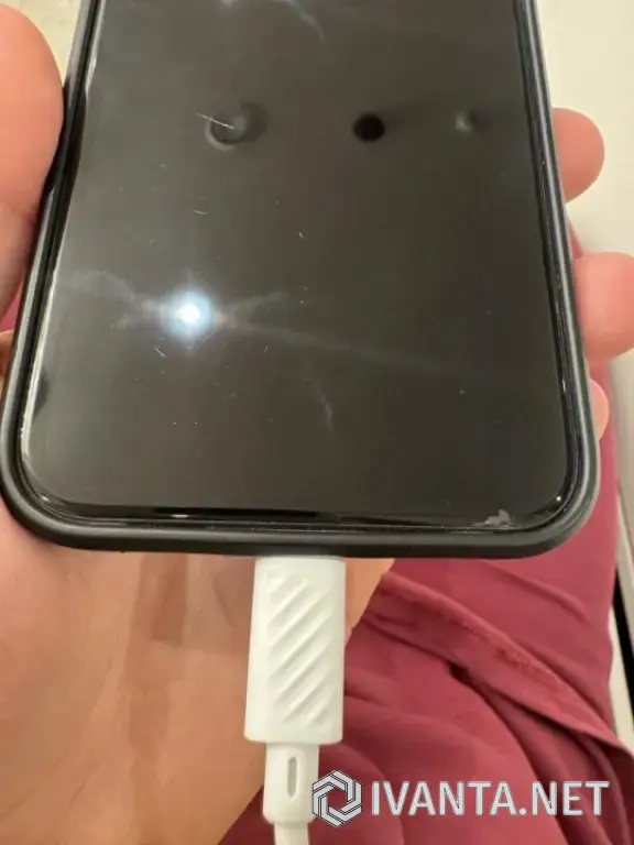 Продам iPhone 11