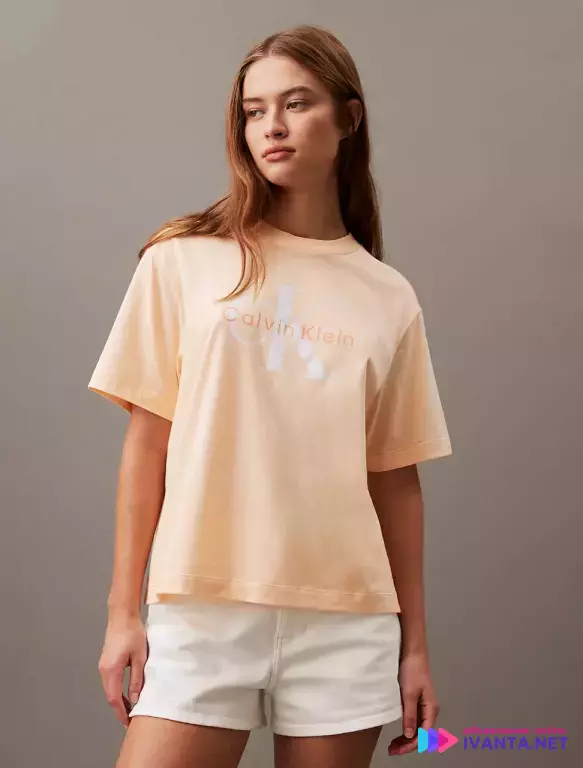 Новая футболка Calvin Klein!