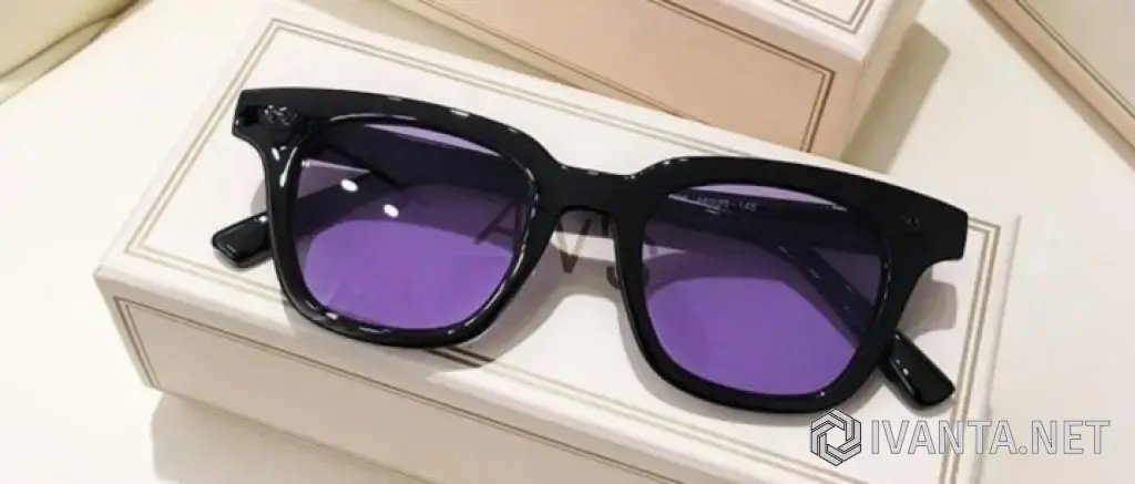 Очки солнцезащитные