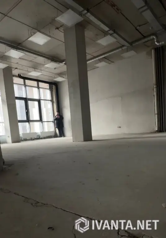 Помещение под школу танцев.