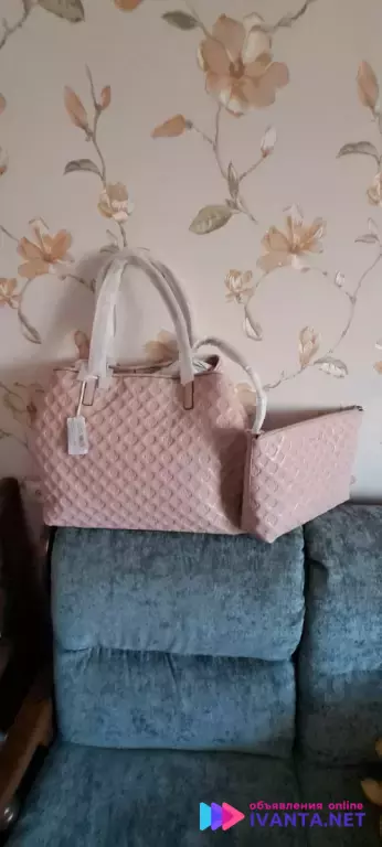 Новая сумка Guess!