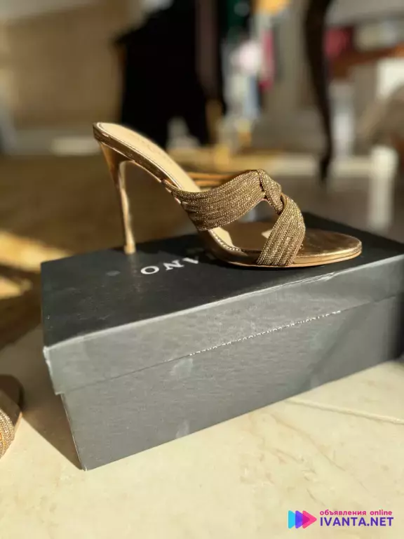 Босоножки Marciano by Guess!