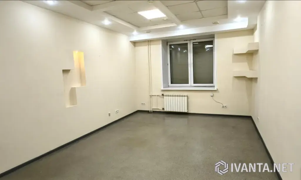 Офис в самом центре города 189 м² 1 линия