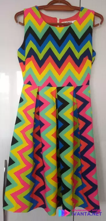 Оригинальное платье!