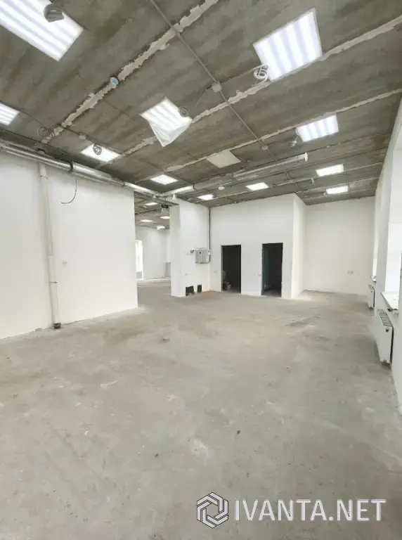 Помещение 140 м², два зала