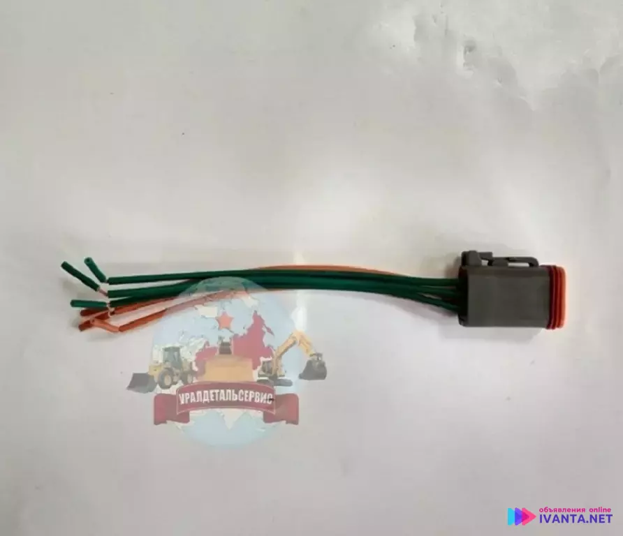 "Коннектор фары 6-pin UDS-106 "