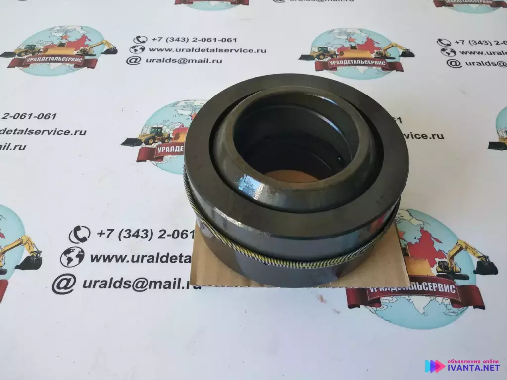 Втулка 17M-50-41161 Komatsu D275A....