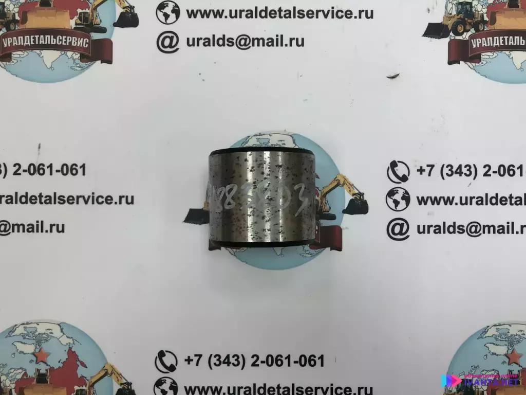 Втулка 11883803 для спецтехники