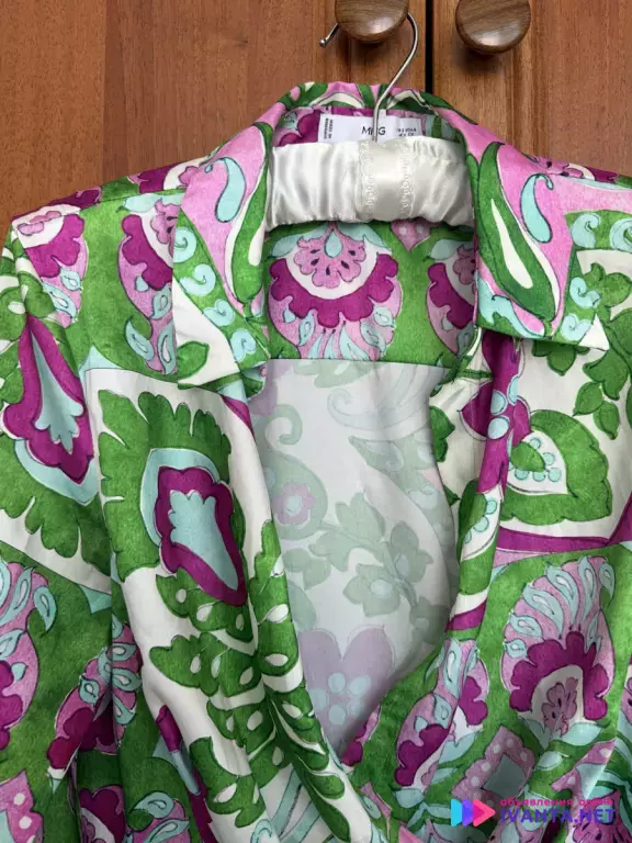 Яркое платье Mango!