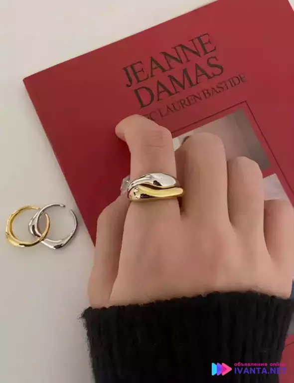 Парные кольца. Стильные украшения.