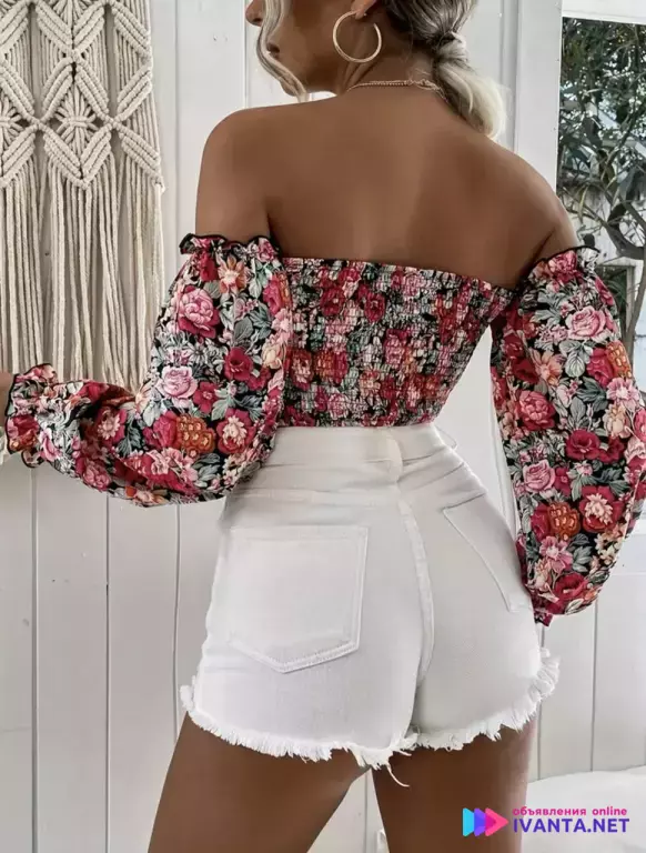 Новый яркий топ!