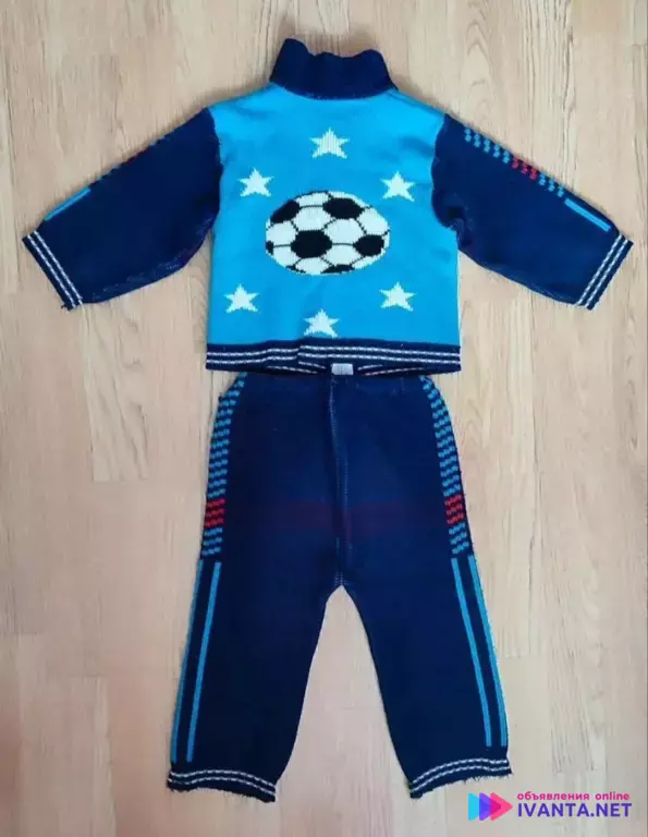 Детские утеплённые костюмы спортивный и вязаный б/у