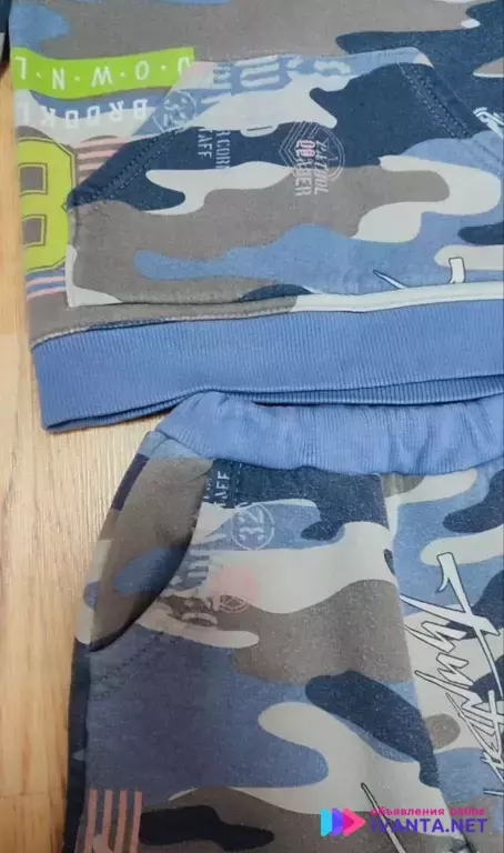 Детские утеплённые костюмы спортивный и вязаный б/у