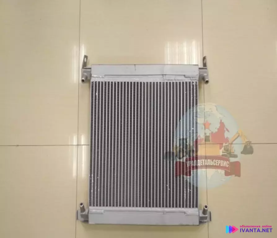 "Радиатор масляный VOE 11890332 Volvo BL71 "