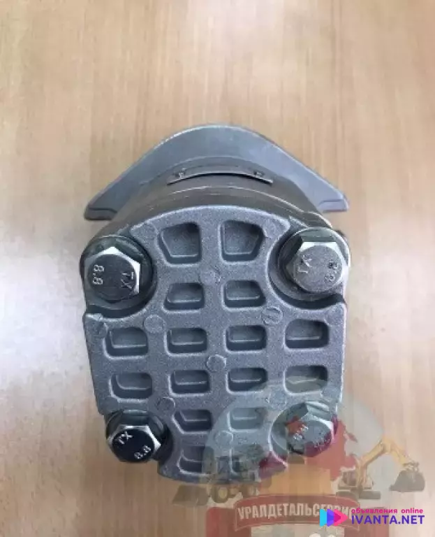 Насос 9217993 для спецтехники