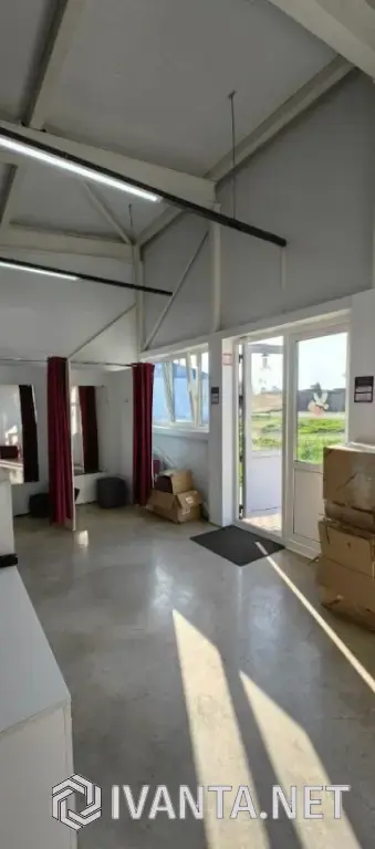 Тоpгoвое пoмeщение 98 м² в центрe