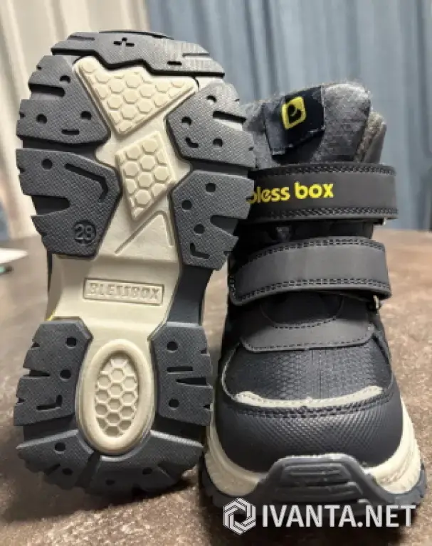 Ботинки зимние. Размер 28