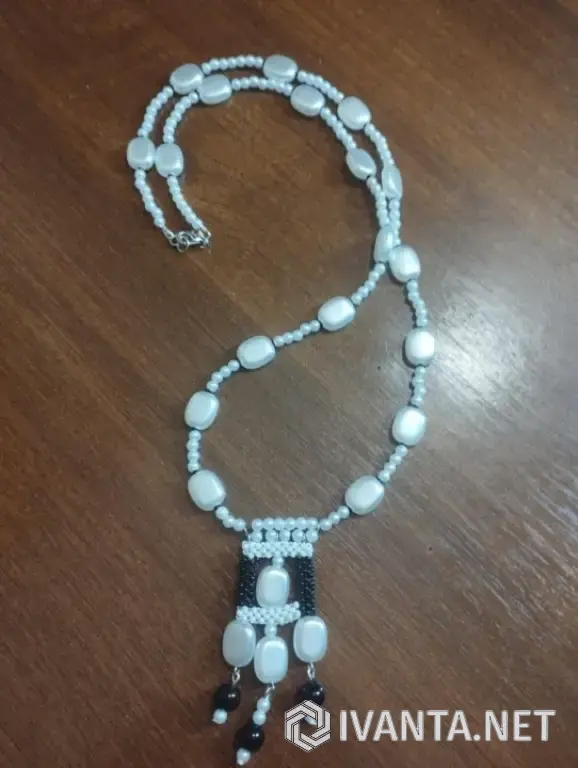 Украшение на шею