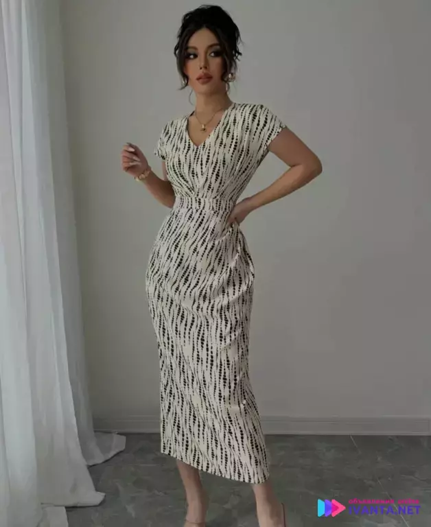 Продаю Платье по низкой цене, срочно!