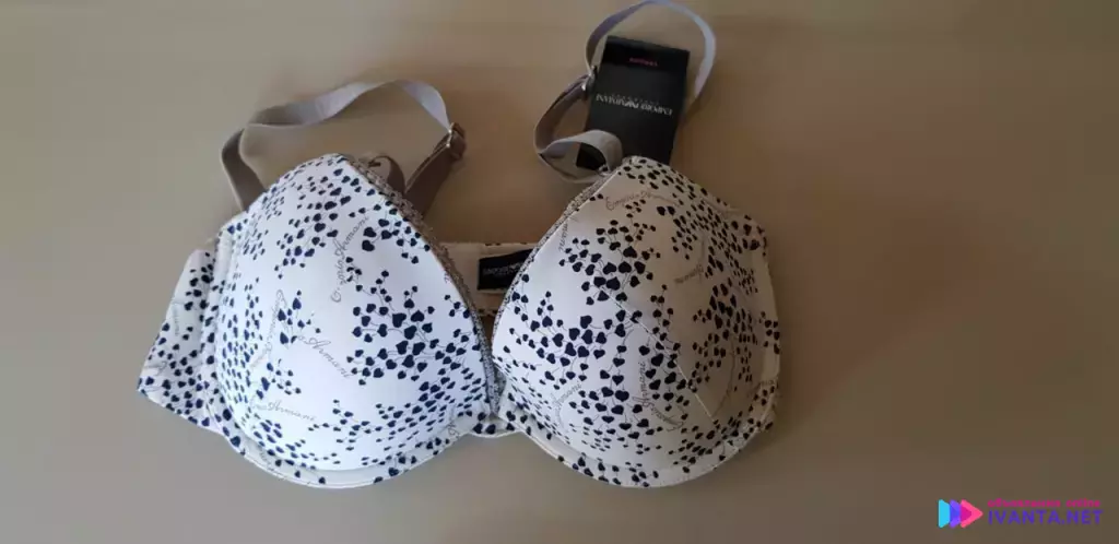 Armani новый бюстгальтер!