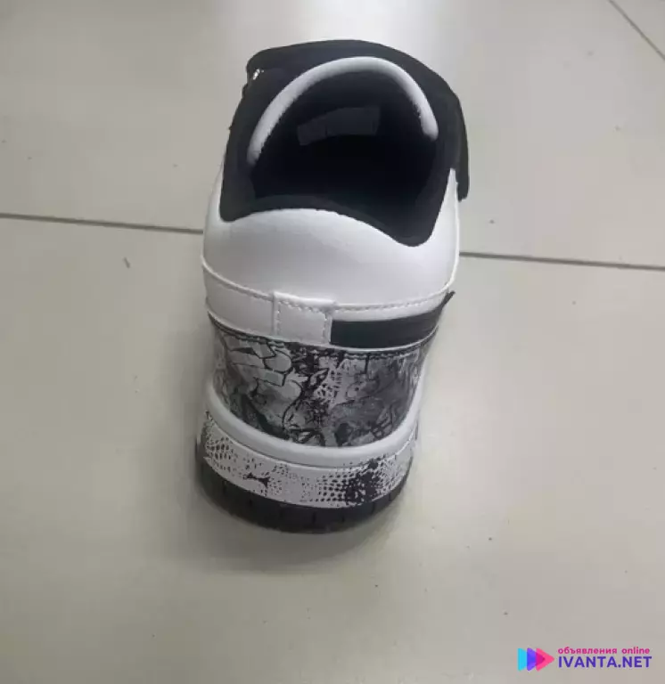 Кроссовки nike Размер 40