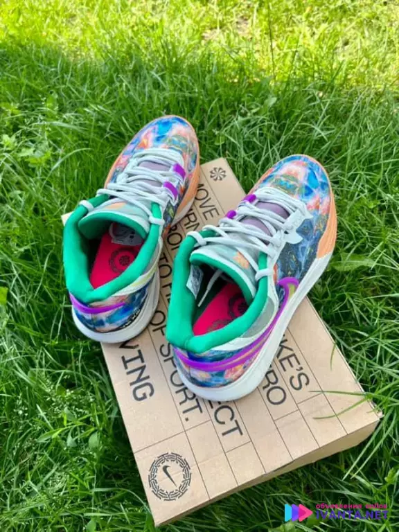 Кроссовки баскетбольные Kyrie 8!