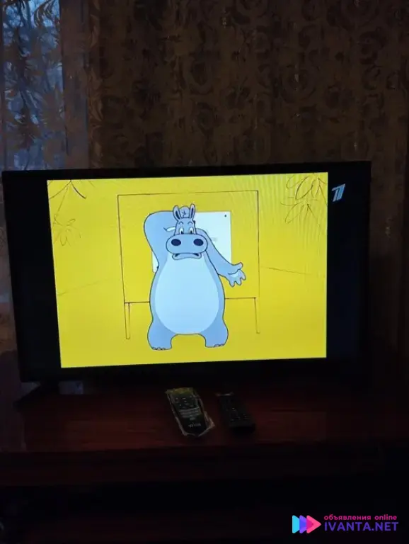 Телевизор с жидкокристаллическим экраном YUNO