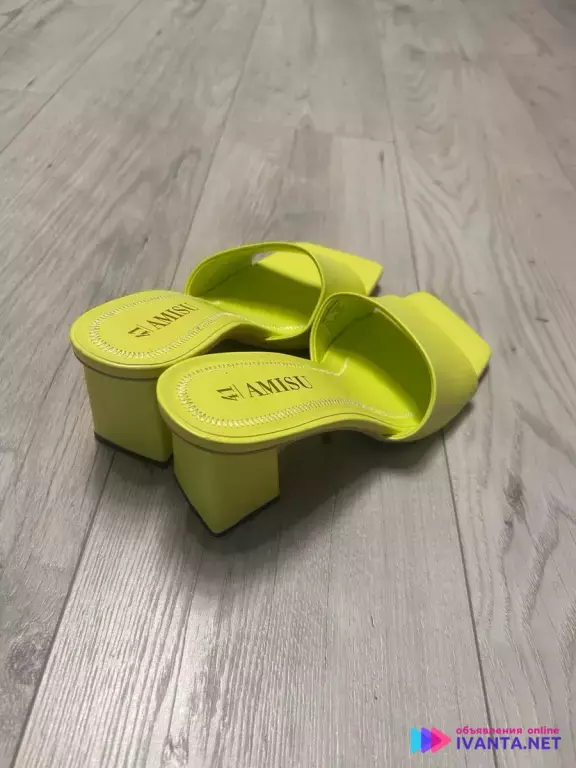 Новые яркие шлепки!