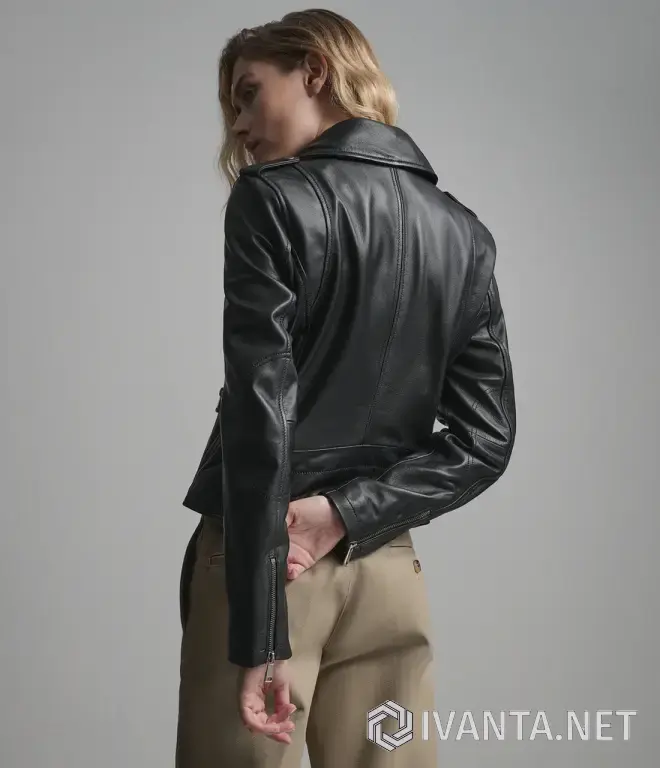 Новая кожаная куртка!