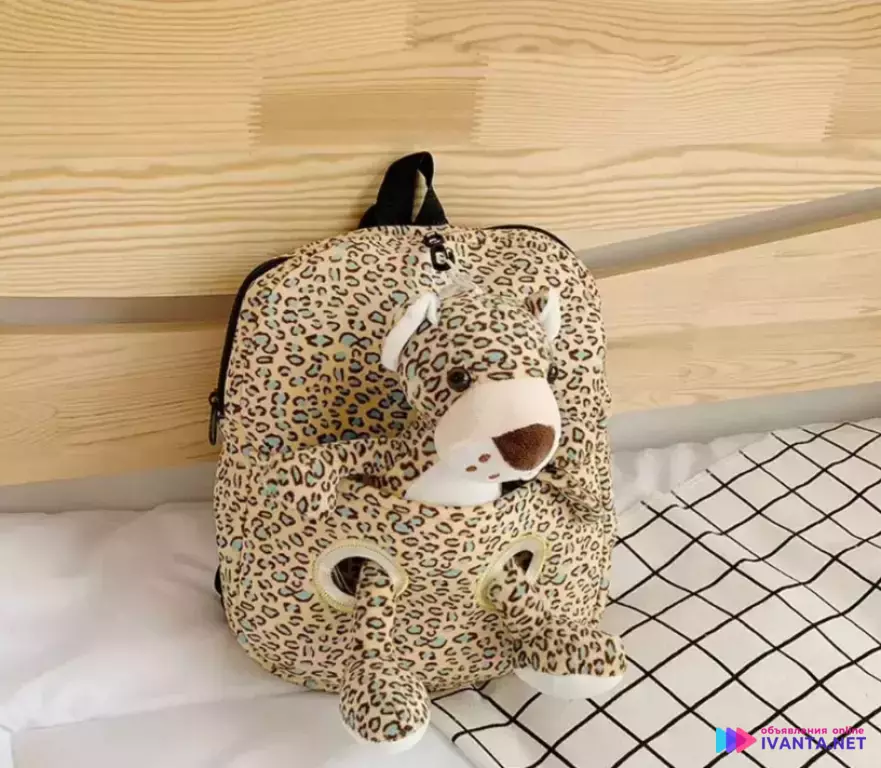 Детский новый рюкзак с игрушкой