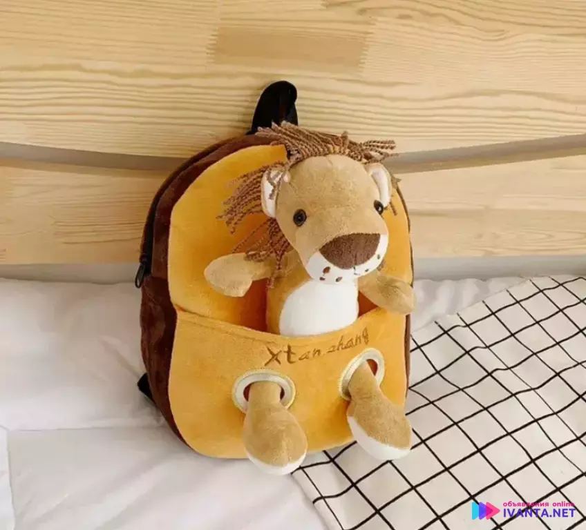 Детский новый рюкзак с игрушкой