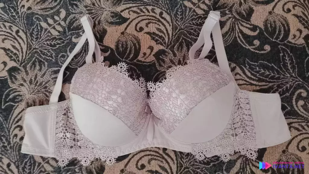 Продам новый бюстгальтер на косточках!