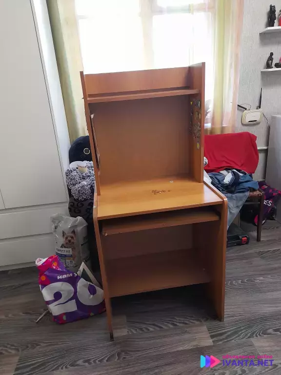Компьютерный столик бу