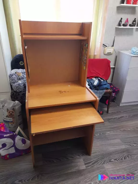 Компьютерный столик бу